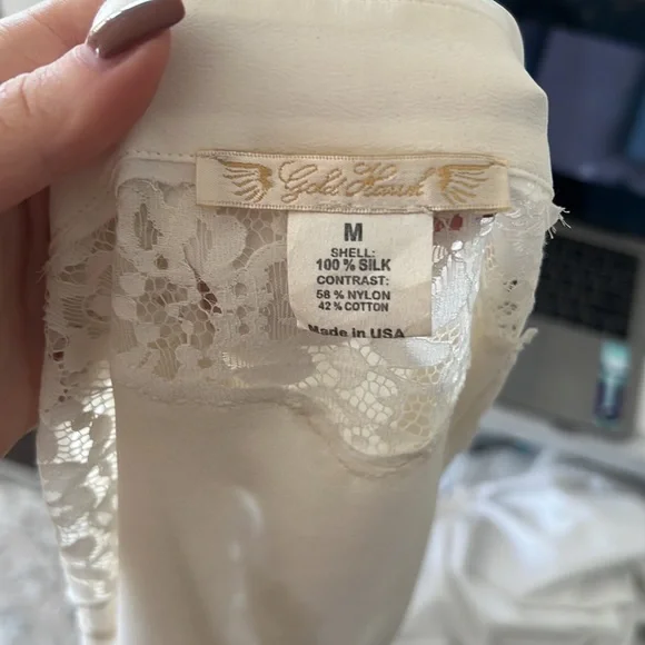 Gold Hawk | Blouse - Picture 5 of 5